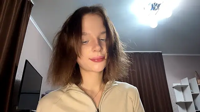 Snapshot of asunanue chatting on April 11, 2026, 10:14 pm asunanue online show from April 11, 2026, 10:14 pm