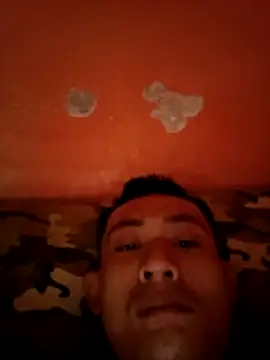 b0oooys online show from March 21, 2026, 3:33 am