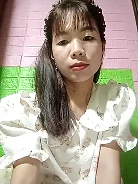 Snapshot of AmyLinee01 chatting on June 5, 2026, 6:09 am AmyLinee01 online show from June 5, 2026, 6:09 am