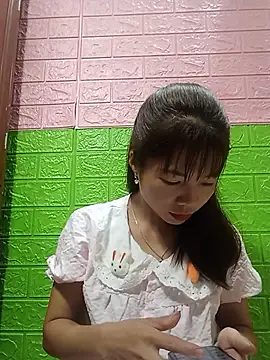 AmyLinee01 online show from June 27, 2026, 11:26 am