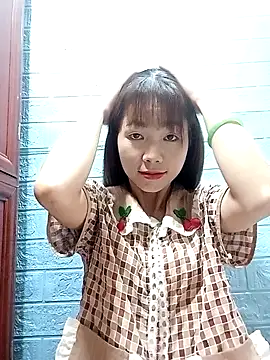 AmyLinee01 online show from August 7, 2026, 3:36 pm
