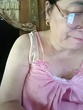 Snapshot of Funsexy1 chatting on July 4, 2026, 3:45 am Funsexy1 online show from July 4, 2026, 3:45 am