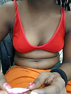 Snapshot of AAHNA_3 chatting on April 10, 2026, 2:44 pm AAHNA 3 online show from April 10, 2026, 2:44 pm