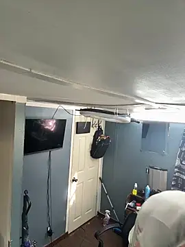 BWCloverboyy online show from March 22, 2026, 10:02 pm