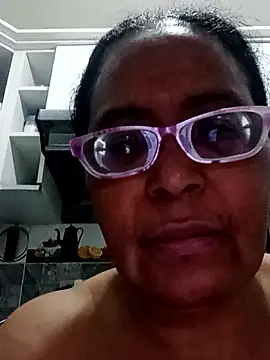 Snapshot of sexymomsn chatting on April 11, 2026, 10:14 pm sexymomsn online show from April 11, 2026, 10:14 pm