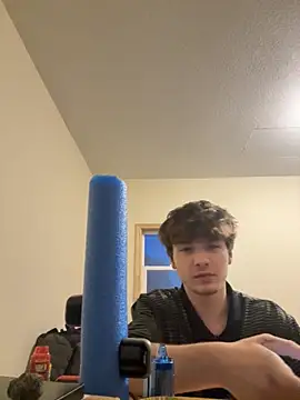 Snapshot of demon4ever chatting on April 3, 2026, 1:14 am demon4ever online show from April 3, 2026, 1:14 am