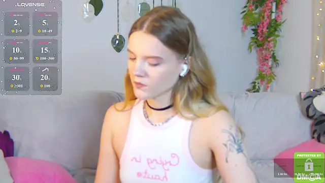 Emma peach online show from July 29, 2026, 12:53 am