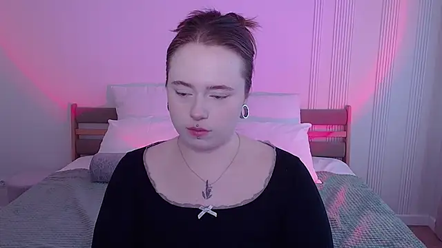 SelenaLily online show from March 28, 2026, 12:38 pm