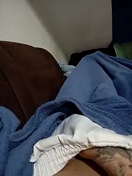 Snapshot of Putinh0sexo chatting on April 13, 2026, 1:11 am Putinh0sexo online show from April 13, 2026, 1:11 am