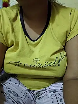 Snapshot of Tridha_2 chatting on April 3, 2026, 7:12 pm Tridha 2 online show from April 3, 2026, 7:12 pm