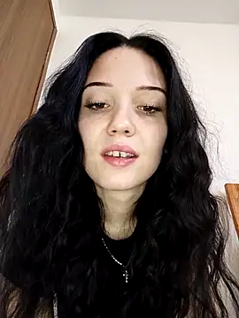 Snapshot of icedrosemarye chatting on April 15, 2026, 10:11 am icedrosemarye online show from April 15, 2026, 10:11 am