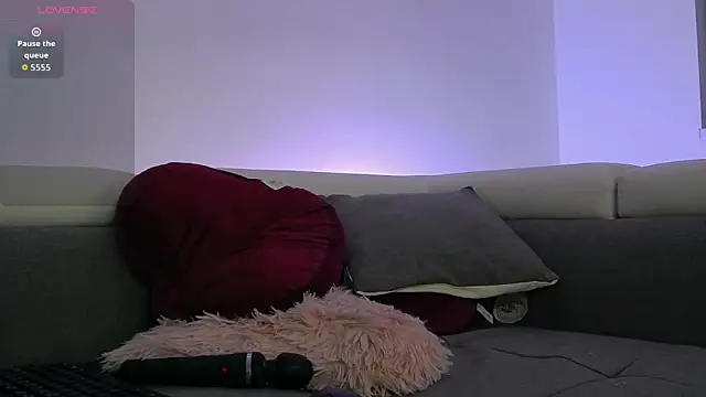 Snapshot of loveKyliee chatting on April 7, 2026, 11:15 pm loveKyliee online show from April 7, 2026, 11:15 pm