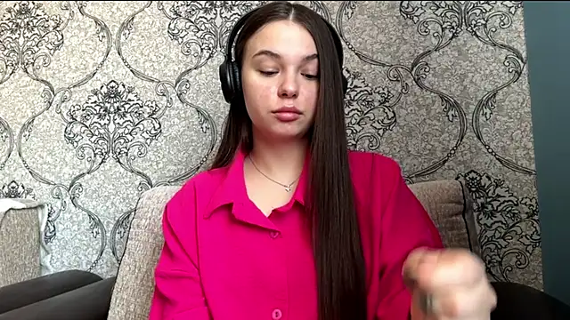 ThedaStrevell online show from March 23, 2026, 9:13 am