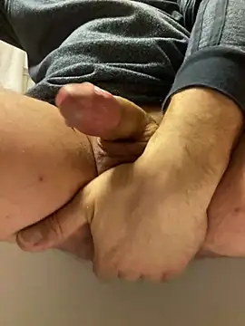 lukasfree online show from March 25, 2026, 11:33 pm