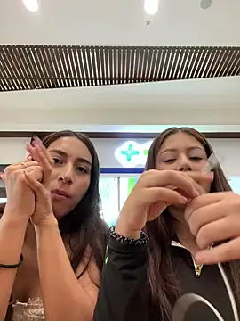 Snapshot of Amber_rosse_outdoors chatting on March 28, 2026, 7:46 pm Amber rosse outdoors online show from March 28, 2026, 7:46 pm