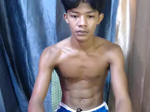 Snapshot of pinoy_lowey18 chatting on April 23, 2026, 1:02 pm pinoy lowey18 online show from April 23, 2026, 1:02 pm