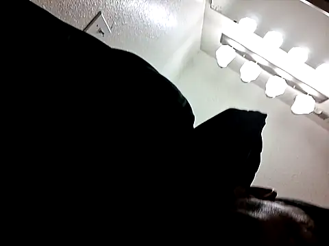 middickstroking online show from May 9, 2026, 5:34 am