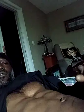 KingBlackStallion online show from April 4, 2026, 6:33 am