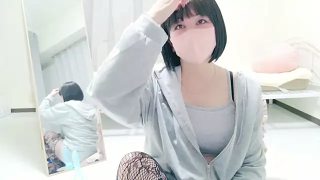 Snapshot of you_chan1 chatting on March 28, 2026, 7:41 am you chan1 online show from March 28, 2026, 7:41 am