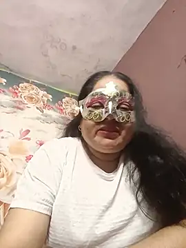 Snapshot of Sabkiaski chatting on July 21, 2026, 5:37 pm Sabkiaski online show from July 21, 2026, 5:37 pm