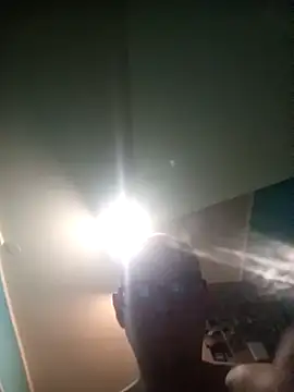 tomeksex1x online show from March 24, 2026, 11:32 pm