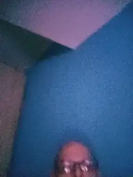 tomeksex1x online show from May 15, 2026, 11:01 pm
