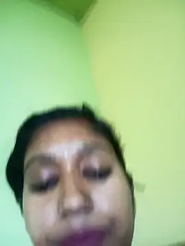 Snapshot of bannerjeesneha20 chatting on April 30, 2026, 1:45 am bannerjeesneha20 online show from April 30, 2026, 1:45 am