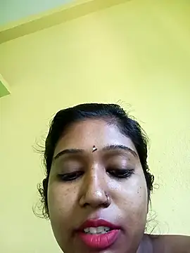 Snapshot of bannerjeesneha20 chatting on May 8, 2026, 2:50 am bannerjeesneha20 online show from May 8, 2026, 2:50 am