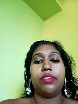 Snapshot of bannerjeesneha20 chatting on May 9, 2026, 3:45 am bannerjeesneha20 online show from May 9, 2026, 3:45 am