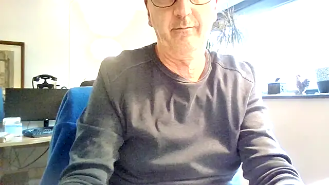 HotLucas66 online show from March 30, 2026, 4:19 pm