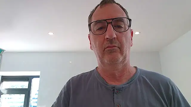 HotLucas66 online show from April 23, 2026, 5:52 am