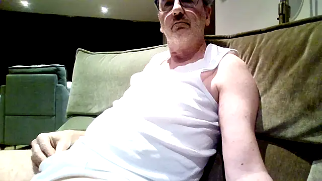 HotLucas66 online show from April 26, 2026, 8:50 pm