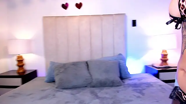 Bella girl69 online show from March 25, 2026, 3:34 am