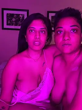Snapshot of kamilah_rose chatting on April 13, 2026, 2:00 pm kamilah rose online show from April 13, 2026, 2:00 pm
