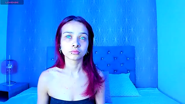 Snapshot of erizdarkveyl chatting on July 21, 2026, 9:50 pm erizdarkveyl online show from July 21, 2026, 9:50 pm
