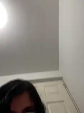 Anita vegaa  online show from April 11, 2026, 1:59 pm