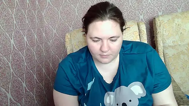 Snapshot of ElviraOreilllyX chatting on April 15, 2026, 7:37 am ElviraOreilllyX online show from April 15, 2026, 7:37 am
