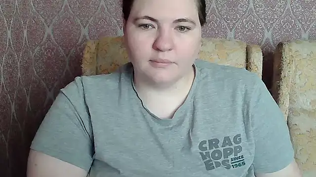 Snapshot of ElviraOreilllyX chatting on April 28, 2026, 5:12 am ElviraOreilllyX online show from April 28, 2026, 5:12 am