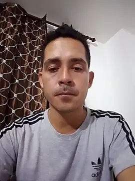 Gabriel leon33 online show from March 26, 2026, 7:58 am