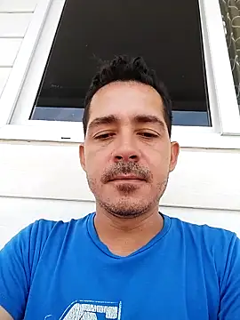Gabriel leon33 online show from April 4, 2026, 6:27 pm