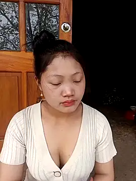 Bethiencute online show from March 31, 2026, 2:13 am