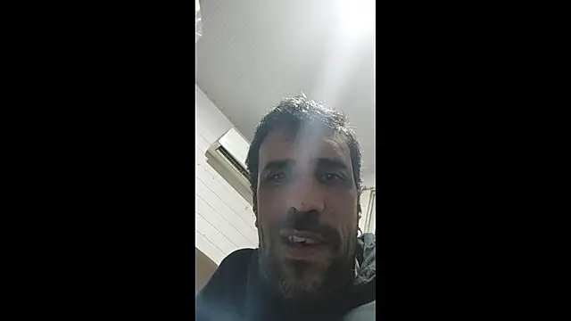 Snapshot of VladTepeslll chatting on April 10, 2026, 7:46 am VladTepeslll online show from April 10, 2026, 7:46 am