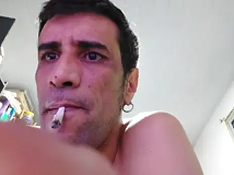 Snapshot of VladTepeslll chatting on April 12, 2026, 7:46 am VladTepeslll online show from April 12, 2026, 7:46 am