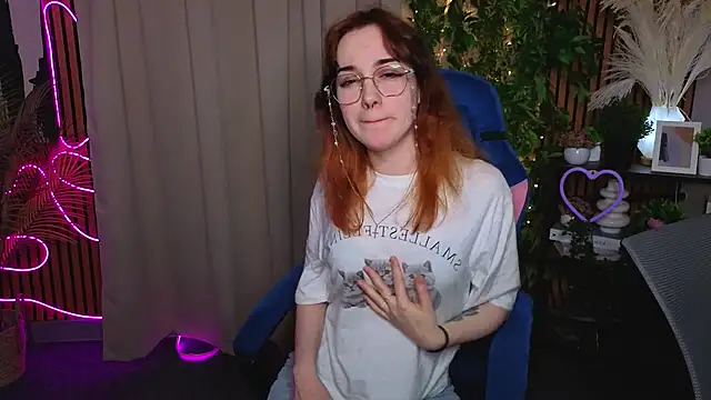 Snapshot of JoanReed chatting on March 26, 2026, 3:50 pm JoanReed online show from March 26, 2026, 3:50 pm