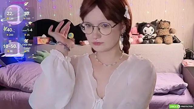 JulietFisher online show from May 5, 2026, 3:47 am