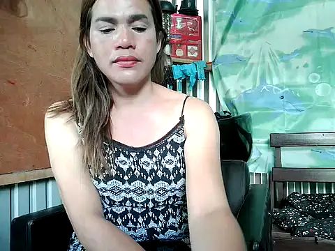 HotasianpinayXX online show from March 25, 2026, 2:06 am