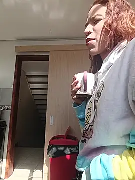 ValerieWoodsl online show from June 11, 2026, 1:42 pm