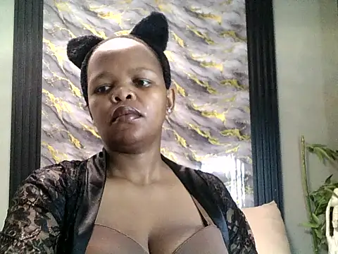 Snapshot of BustyBUNNYWORXXX chatting on April 8, 2026, 5:57 pm BustyBUNNYWORXXX online show from April 8, 2026, 5:57 pm