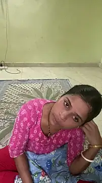 Snapshot of hornysofiya chatting on April 23, 2026, 12:23 am hornysofiya online show from April 23, 2026, 12:23 am