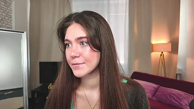 SunnyBloss online show from April 7, 2026, 2:28 pm